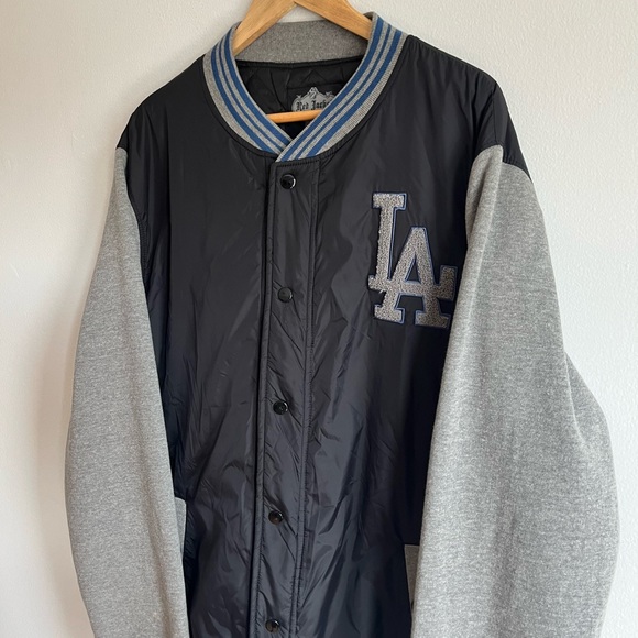 LA Varsity Jacket / Genuine Merchandise / MLB - Picture 3 of 6